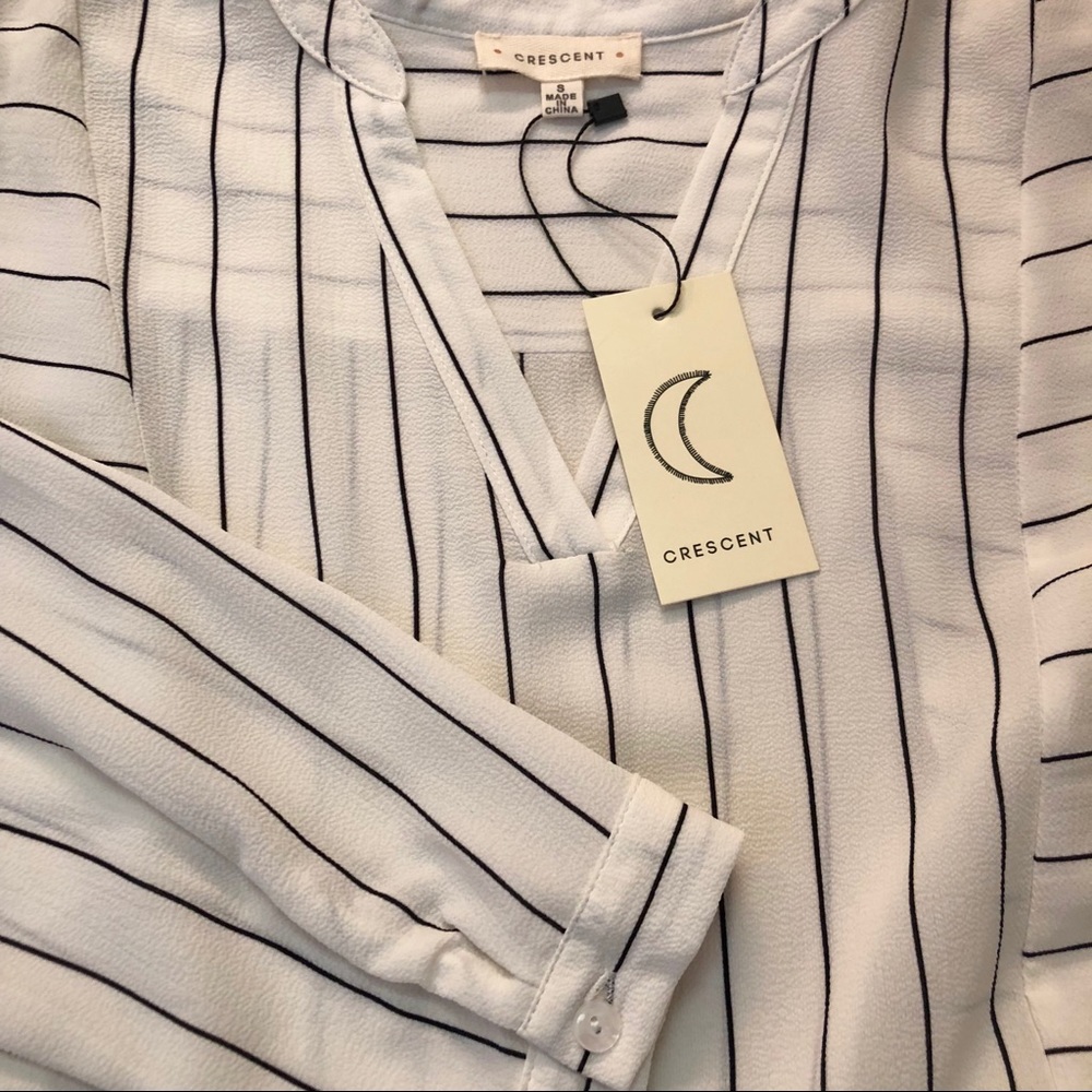 Vici Striped Blouse - Picture 3 of 6